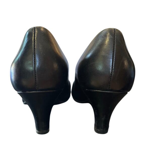 Women's Naturalizer Allie Black Leather Pumps 805N41 Size 8.5 M, EUC - Picture 3 of 5